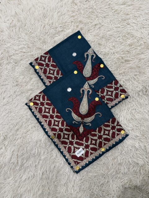 A2B03 مصر الأب وطفلين